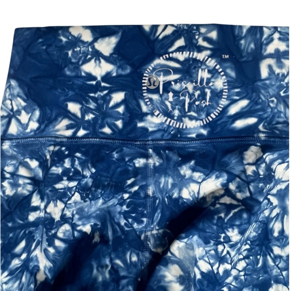 Lululemon Wunder Under Pant (Hi-Rise) Shibori
Shibori Varsity Blue White - Picture 6 of 10